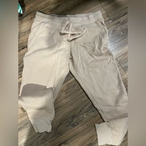 AMAZON ESSENTIAL SWEATPANTS